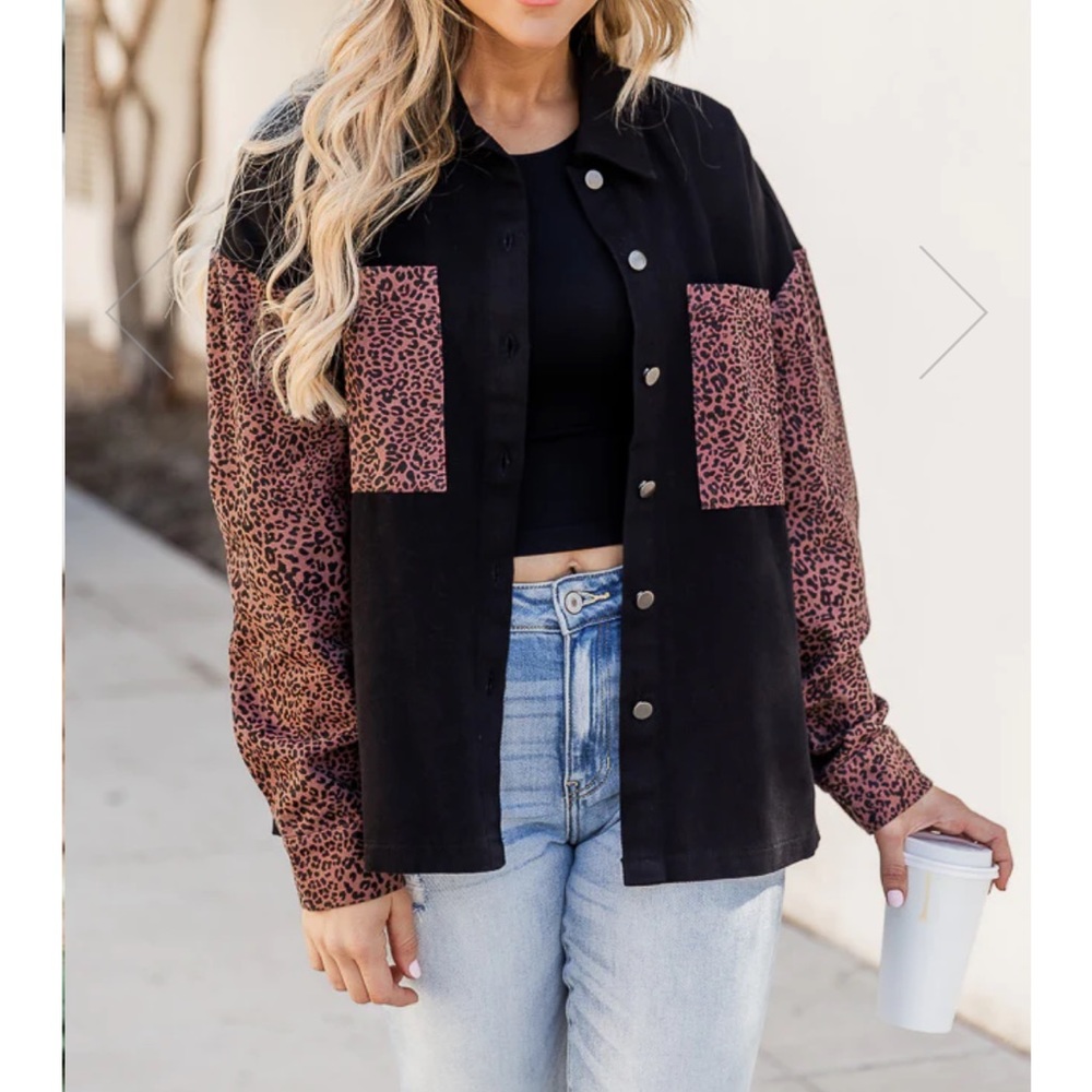 NWT Pink Lily - PUSHING THE LIMIT BLACK AND LEOPARD PRINT SHACKET
